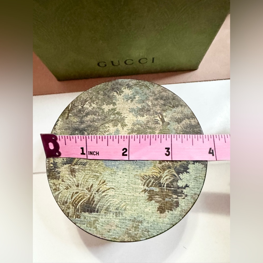 Gucci Home Bundle - Paper Weight & Pencils - Picture 4 of 9